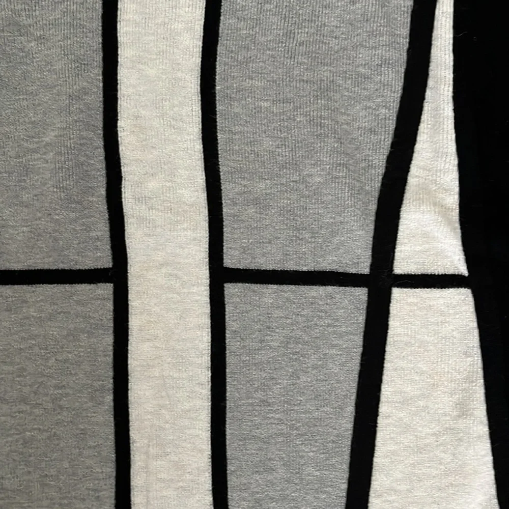 Cotton and modal blend Nic + Zoe sweater - Picture 4 of 4